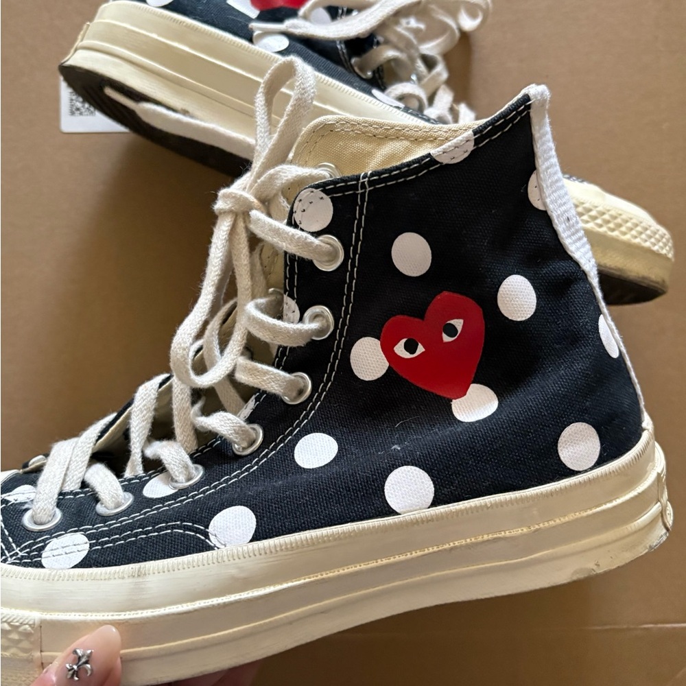 CDG Play Converse